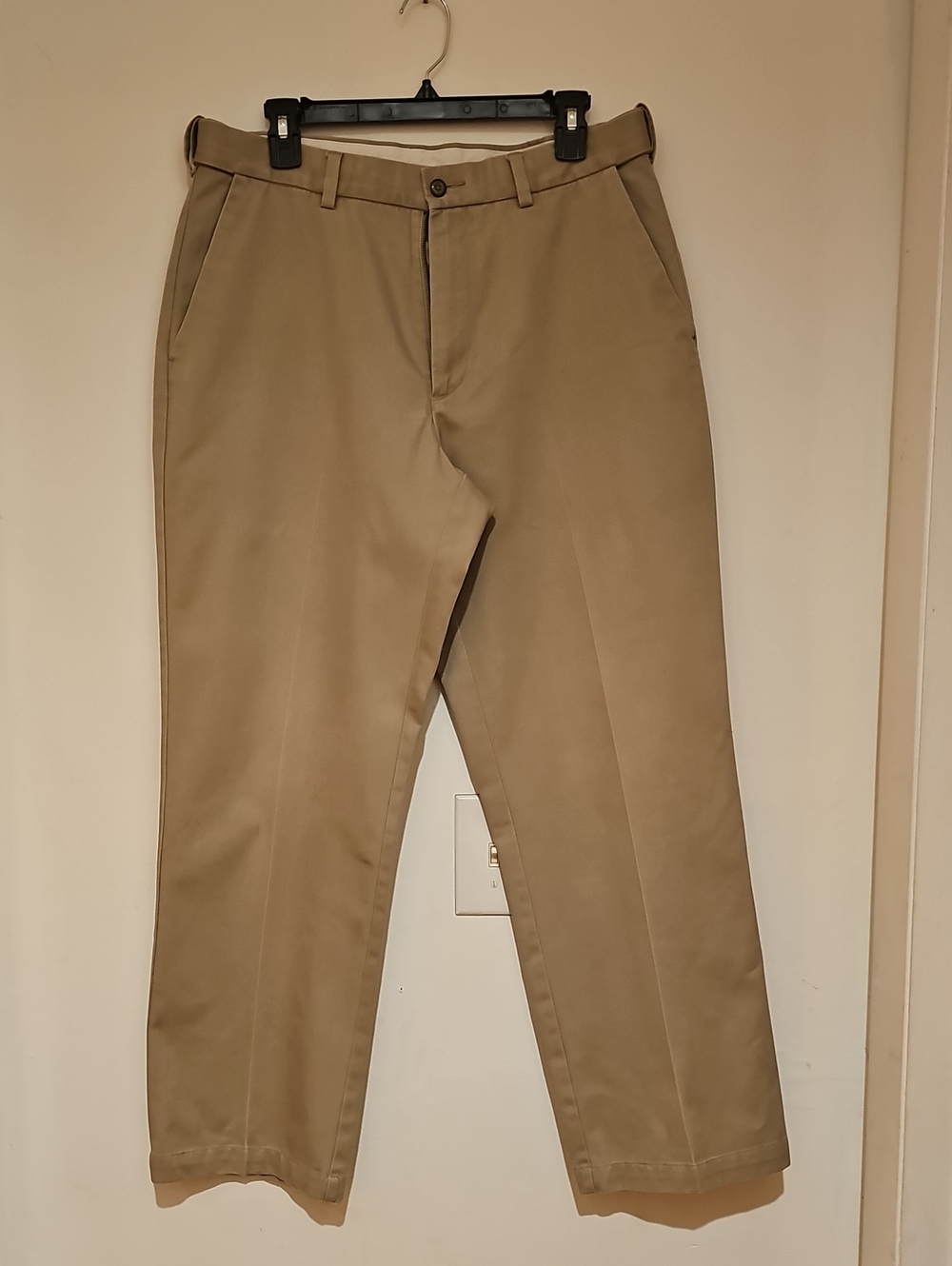 Covington Men's Classic Chinos - Khaki Tan